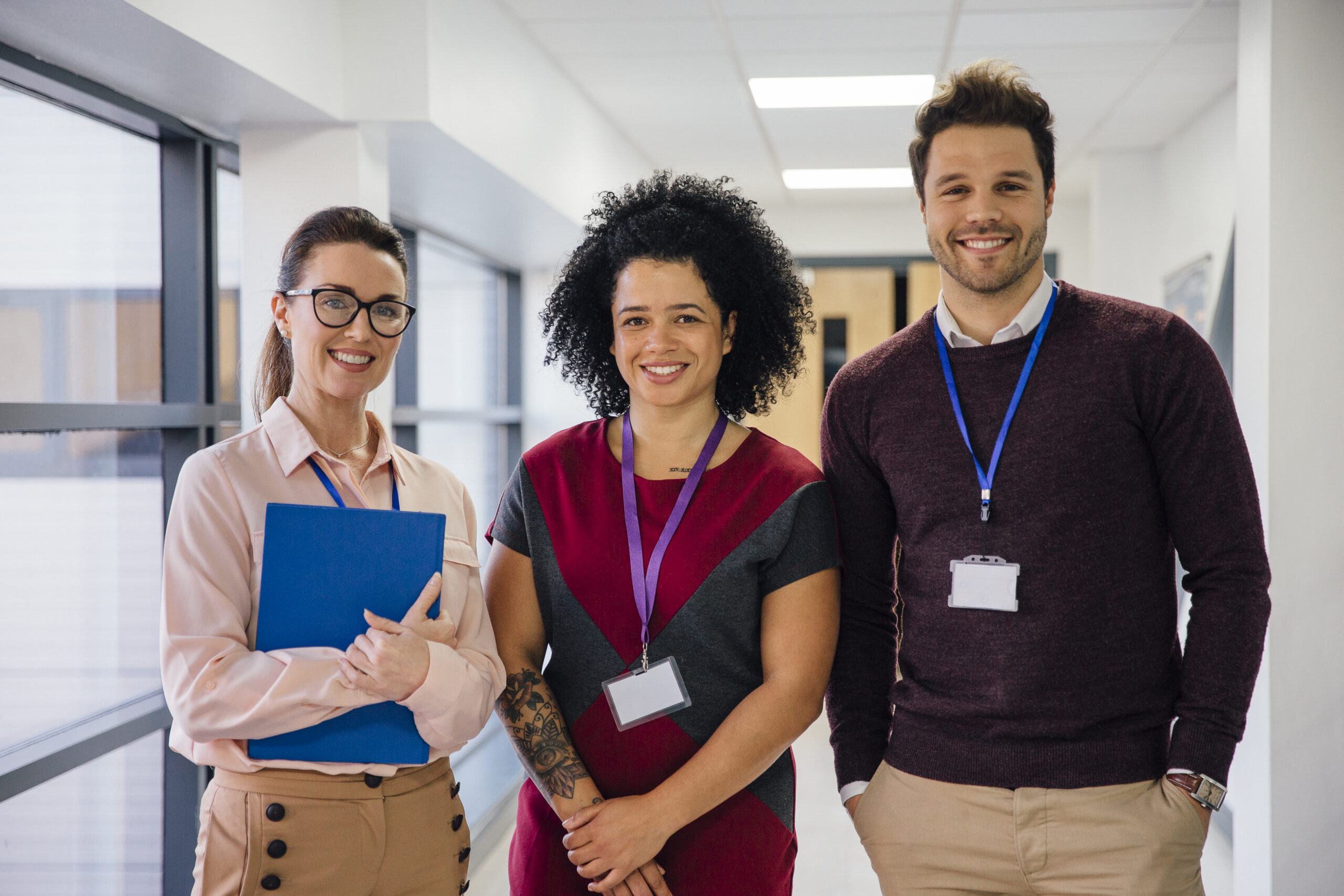 Profissionais em ambiente de trabalho